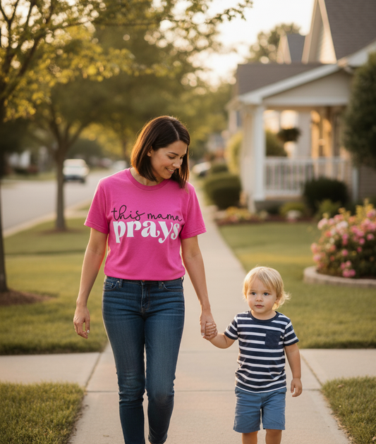 "This Mama Prays" T-Shirt